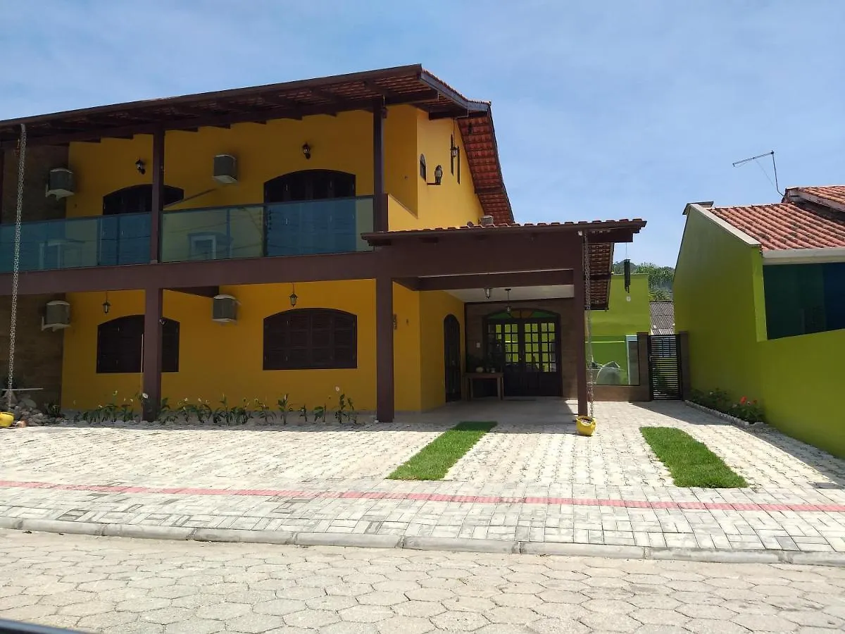 Casa de hóspedes Canto dos Pássaros Bombinhas Hotel Brasil