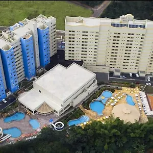 Golden Dolphin Grand - 330 Ou 332 Caldas Novas