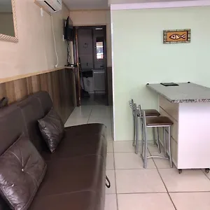 Casa de Férias Kitnet No Centro De, Bombinhas